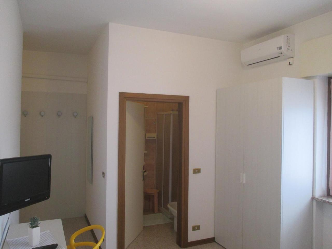 Hotel O'Scugnizzo 2 Belluno Bagian luar foto